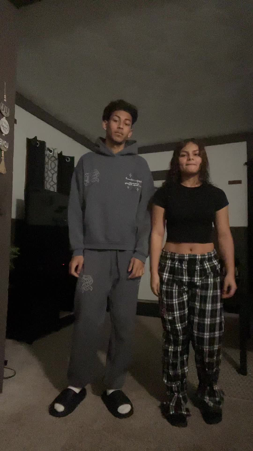 @⃟