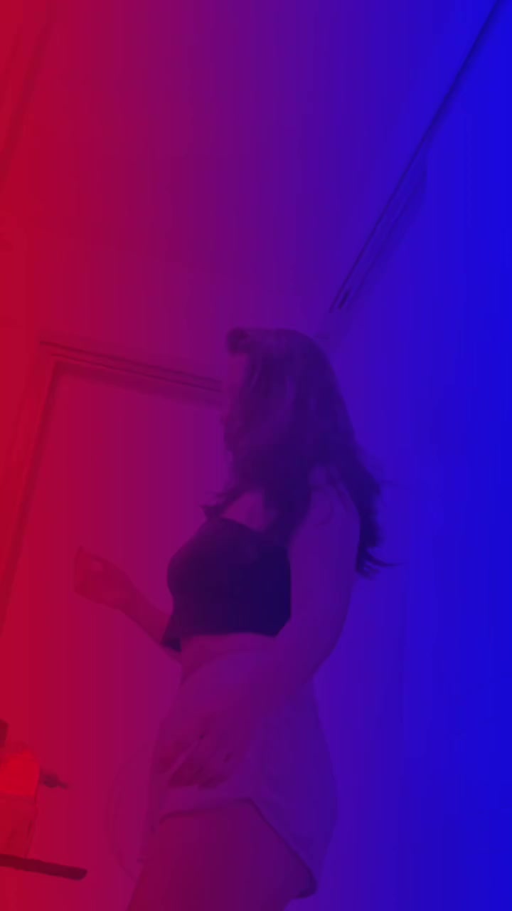 @Brat Lady ๐