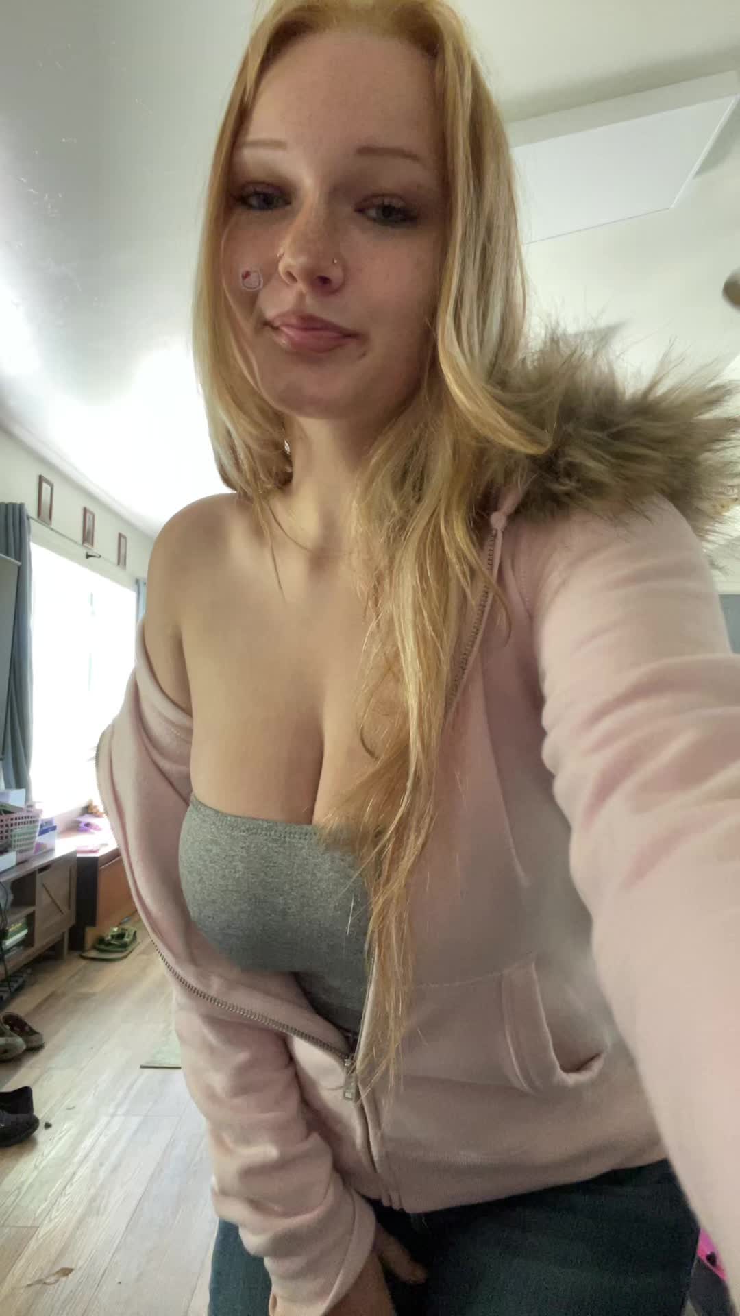@️