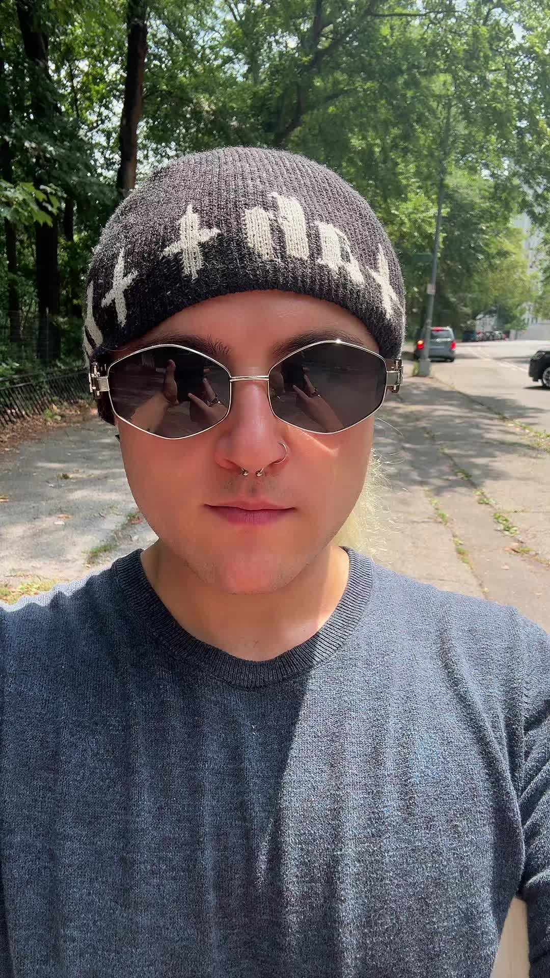 @Critical Lens