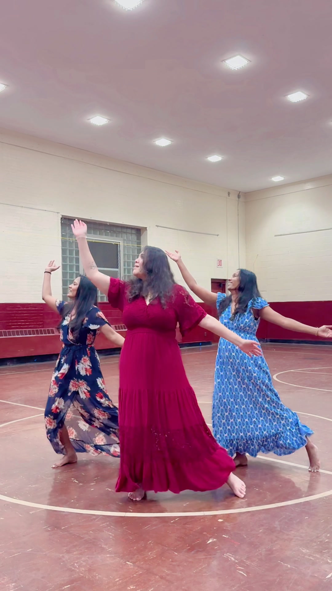@Team love dance 💃🏻❤️