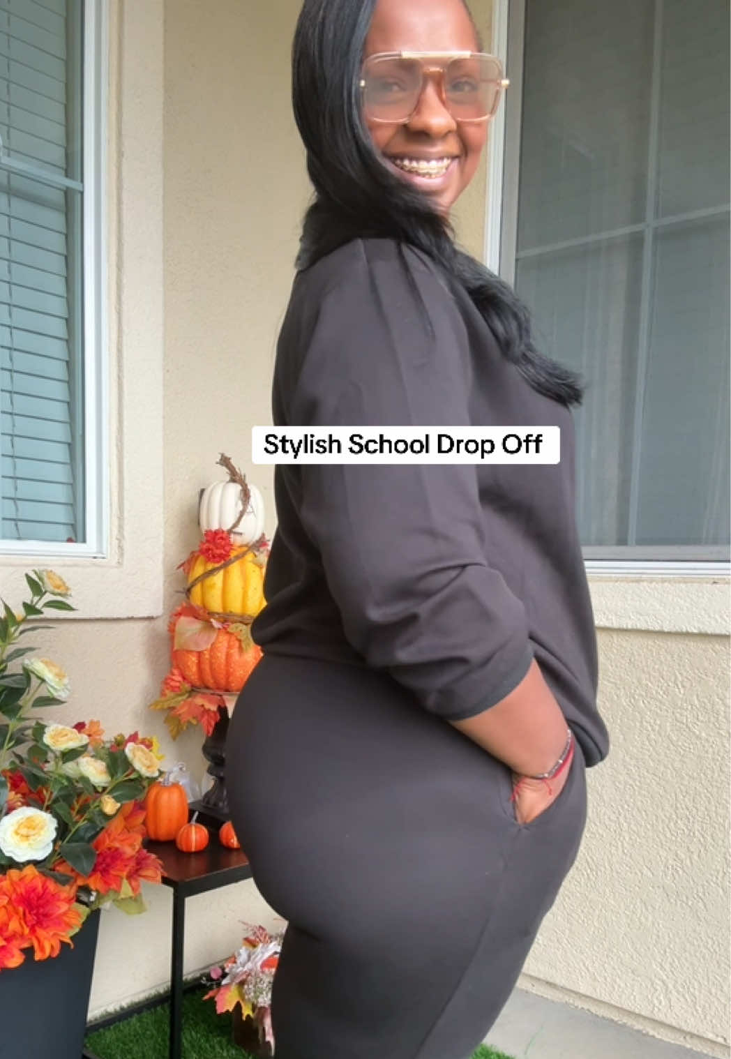 @Ashlei | Curvy Fashion Mama