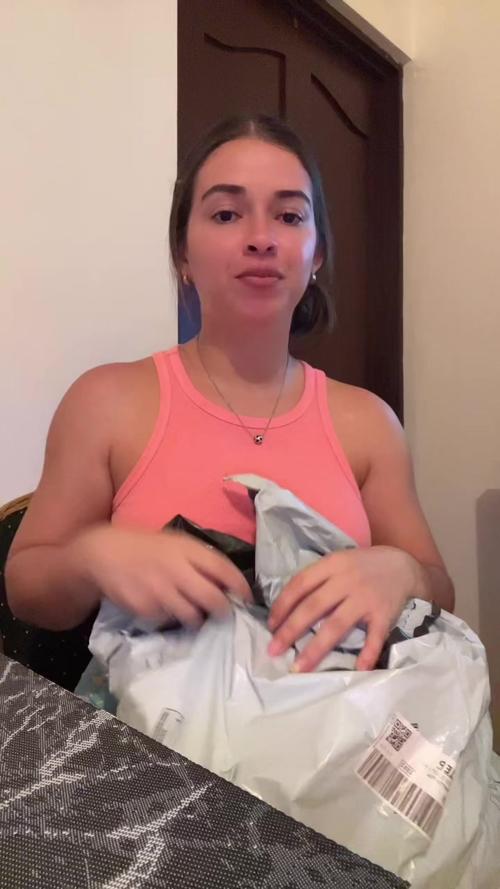 @Jenniperez