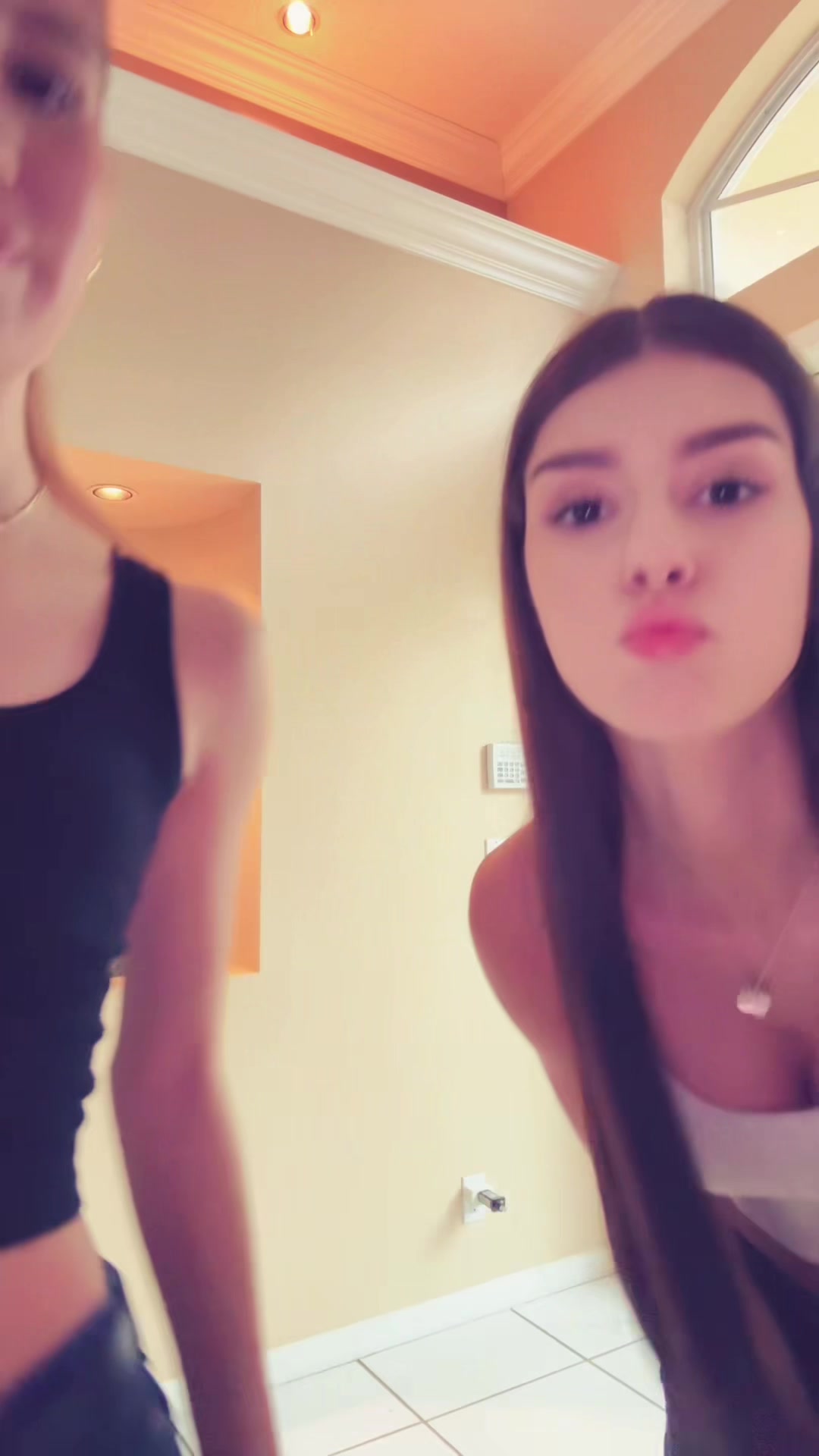 @delfinaaaaa