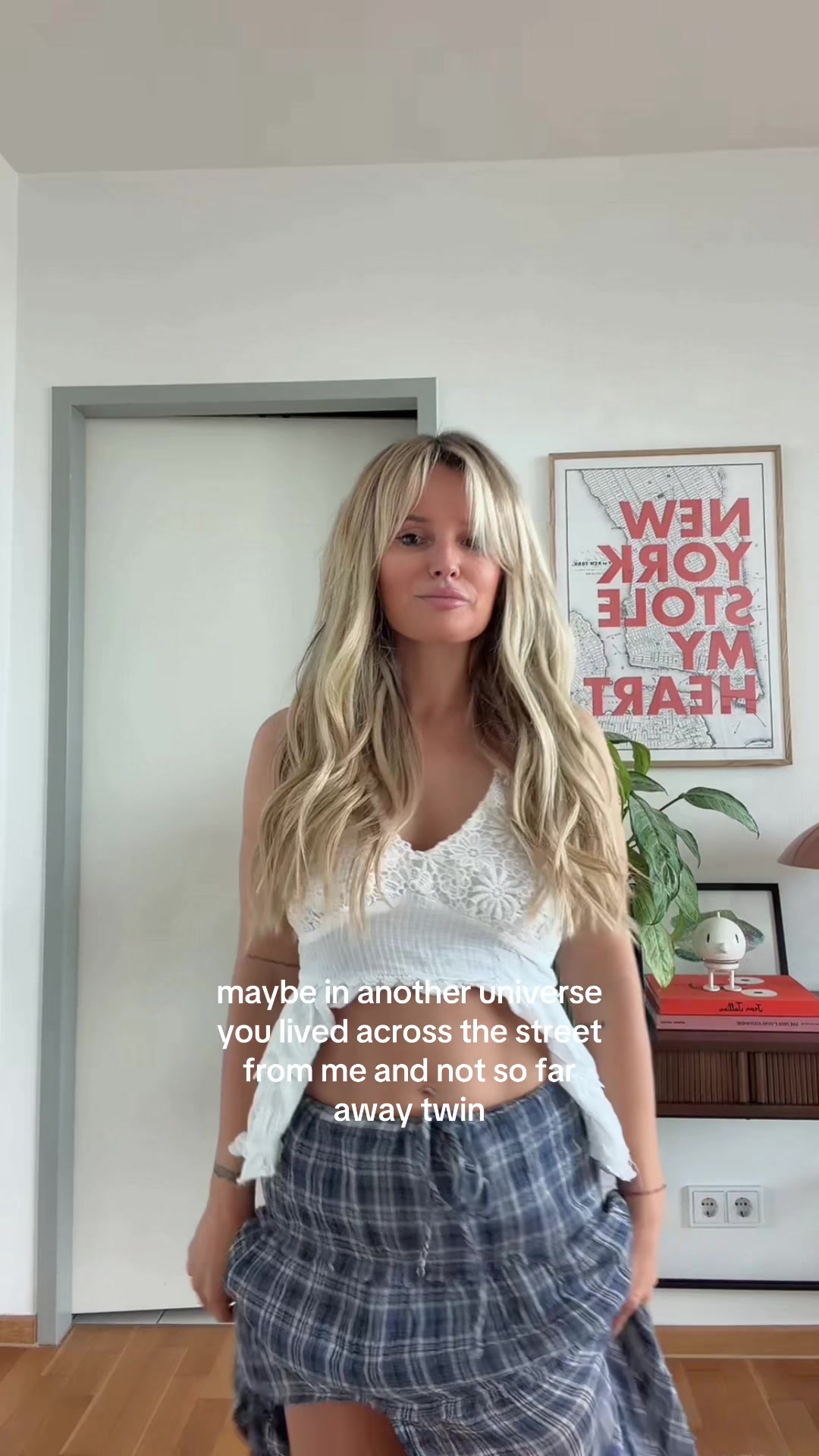 @AlexaChior