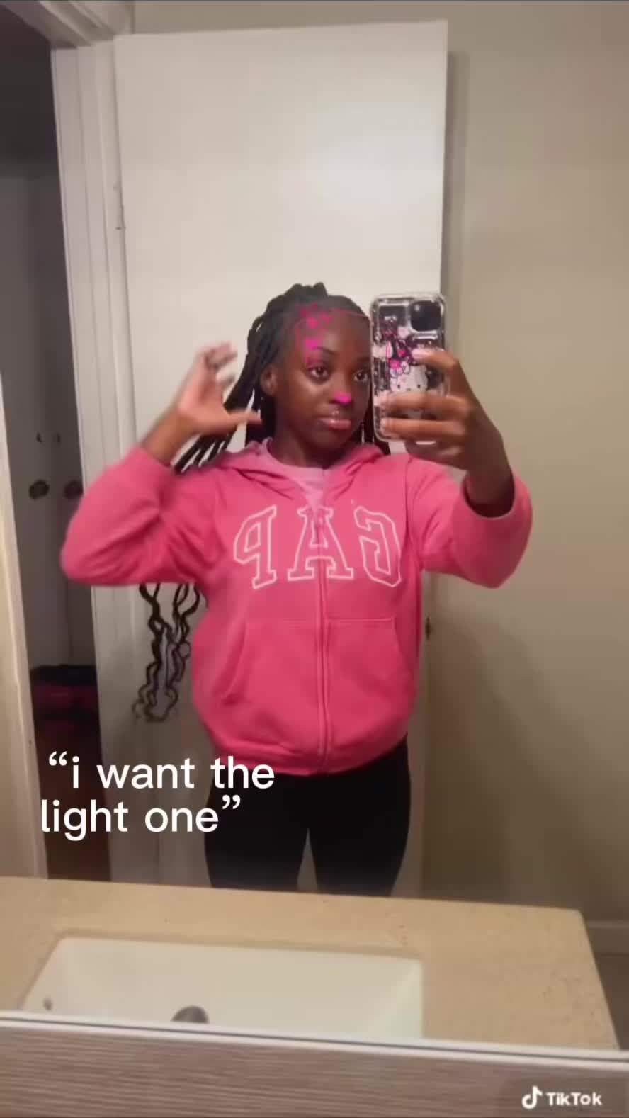@thequeenduhh__