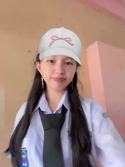 @fhelicia