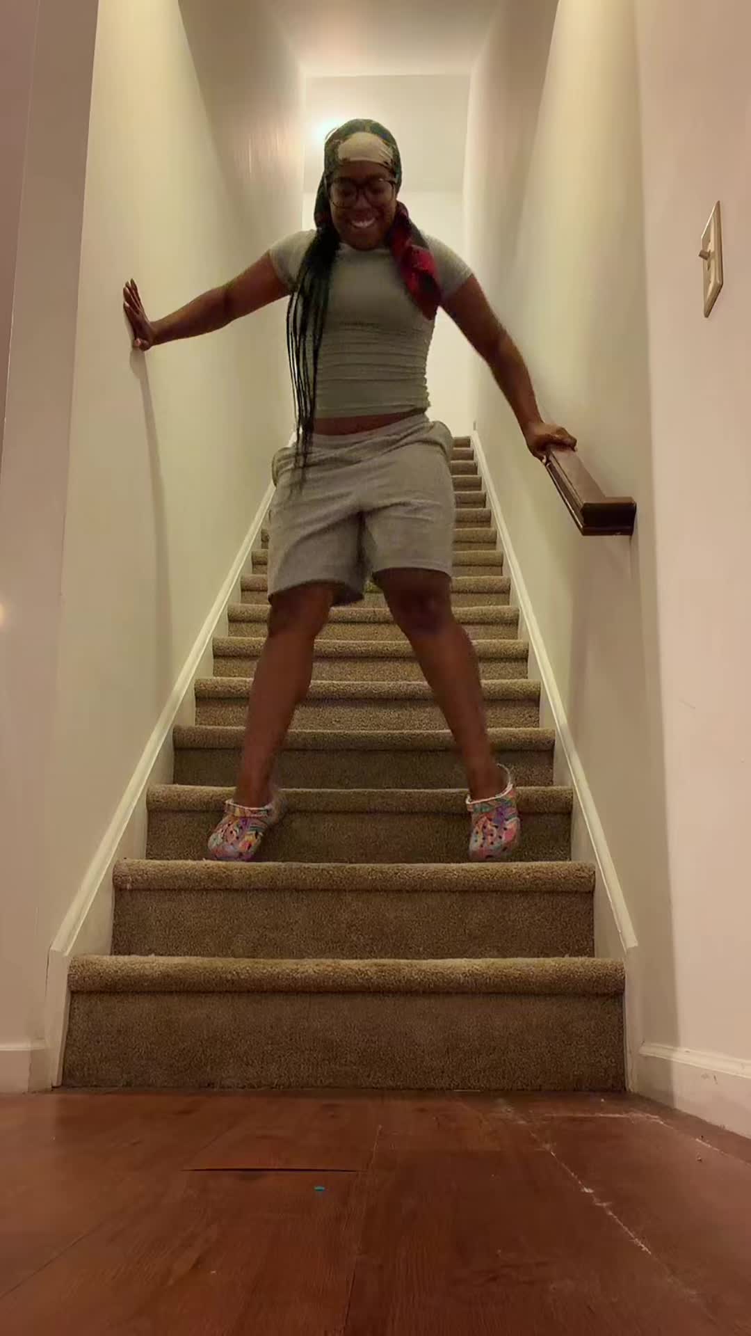 @auntiereny