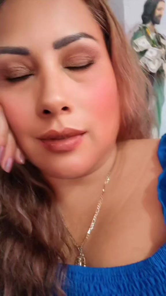@Mar&iacute;a RB🍒🍒