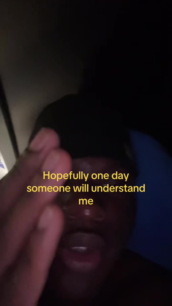 @🕴🏾