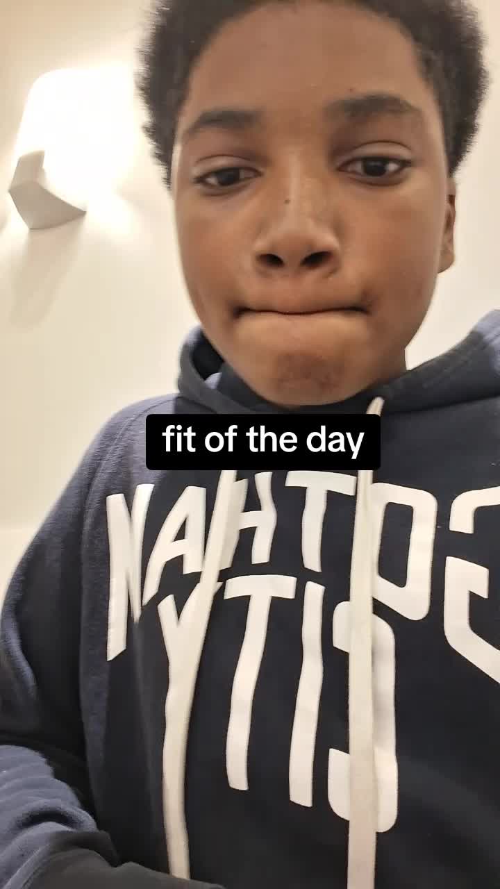 @freeballinmyhedis