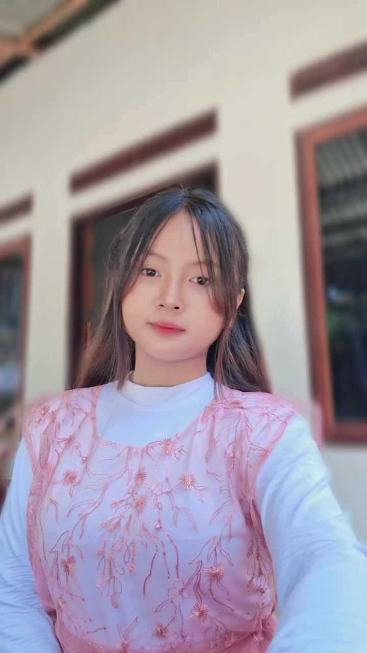 @𝐁T̸ | F L Y Y