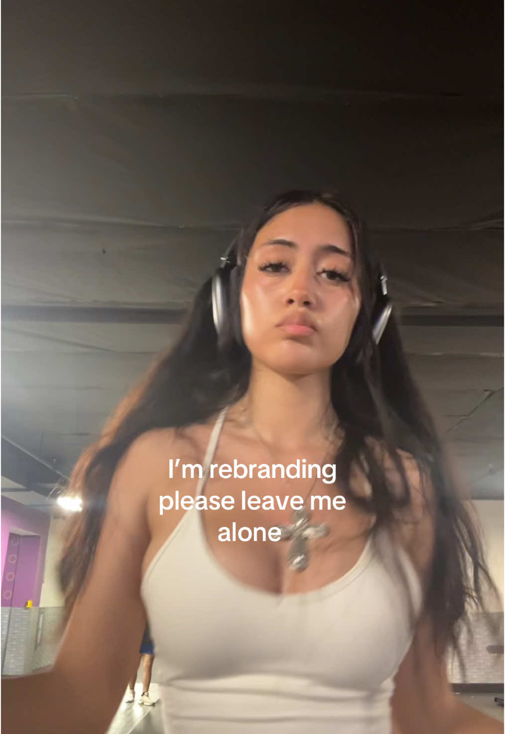 @T