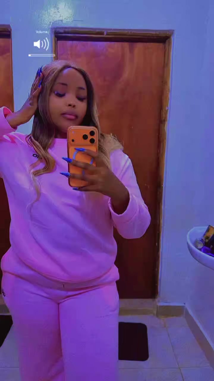 @🦋vedika🍃