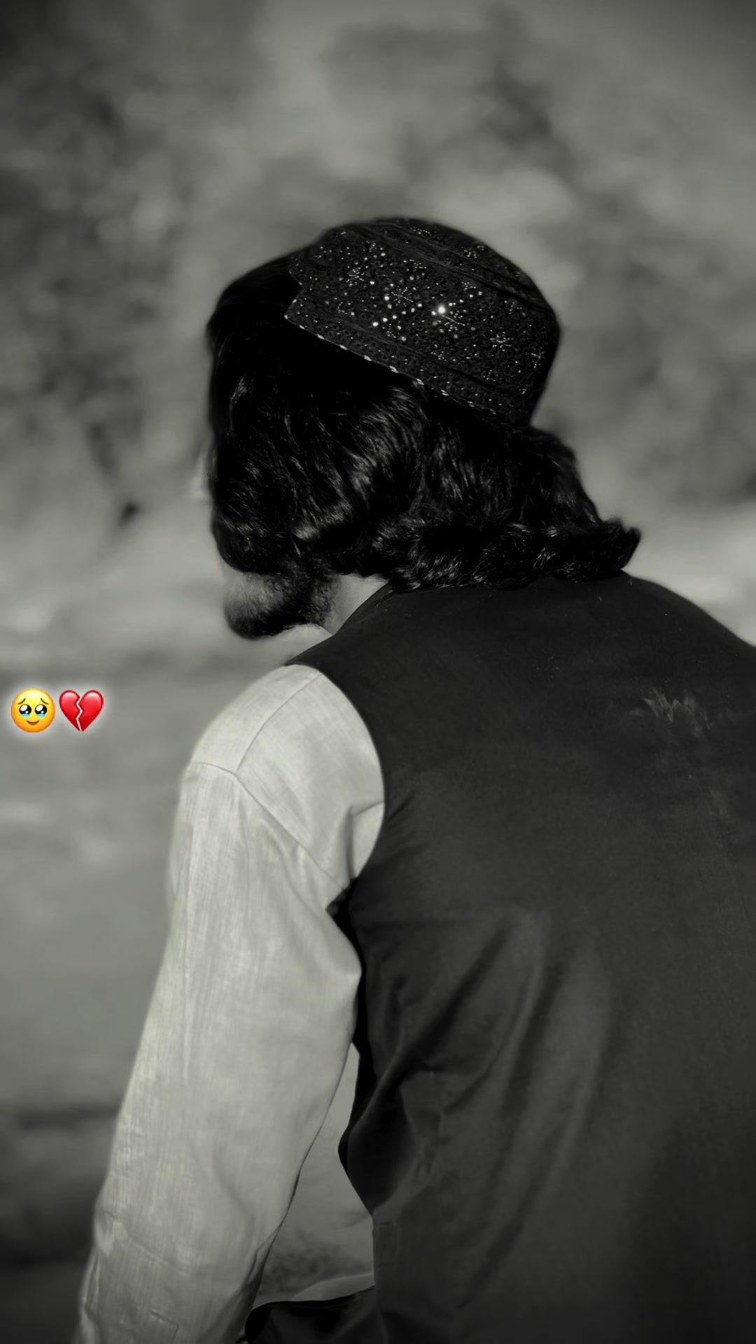 @🦅مسافر جانان😍۔۔👀