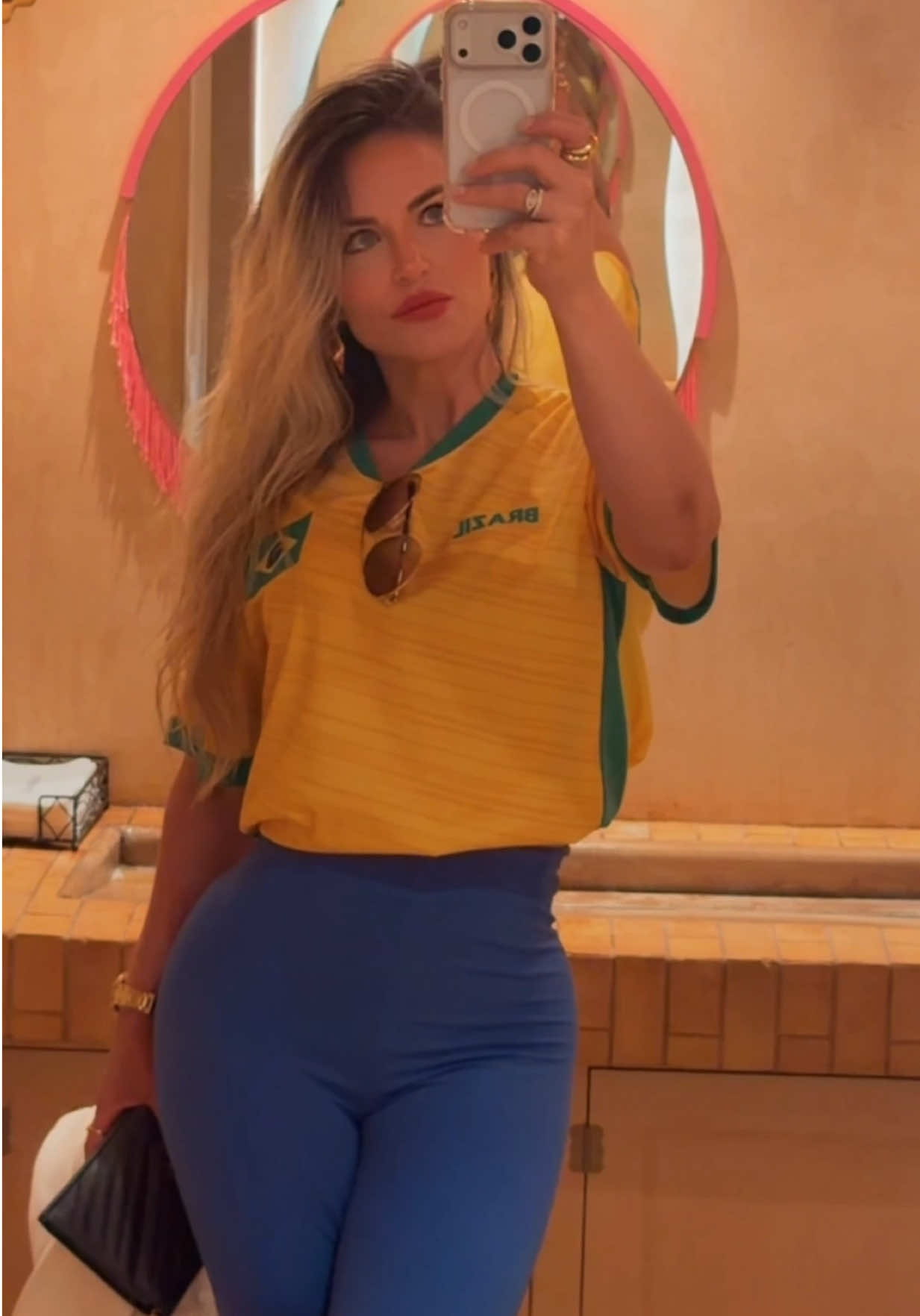 @KAROLINA DANTAS 🇧🇷