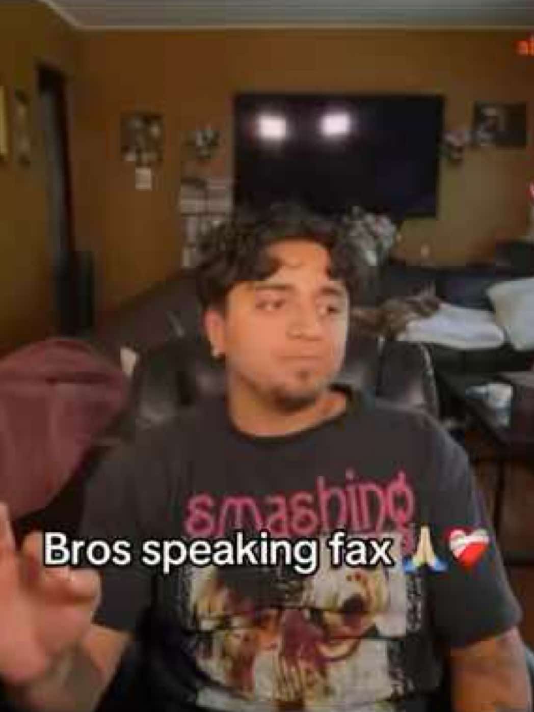 @Jamesito