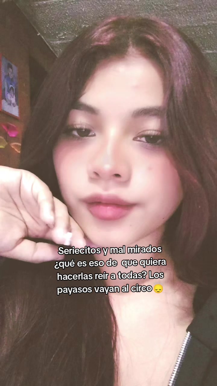 @V a l e n ♡