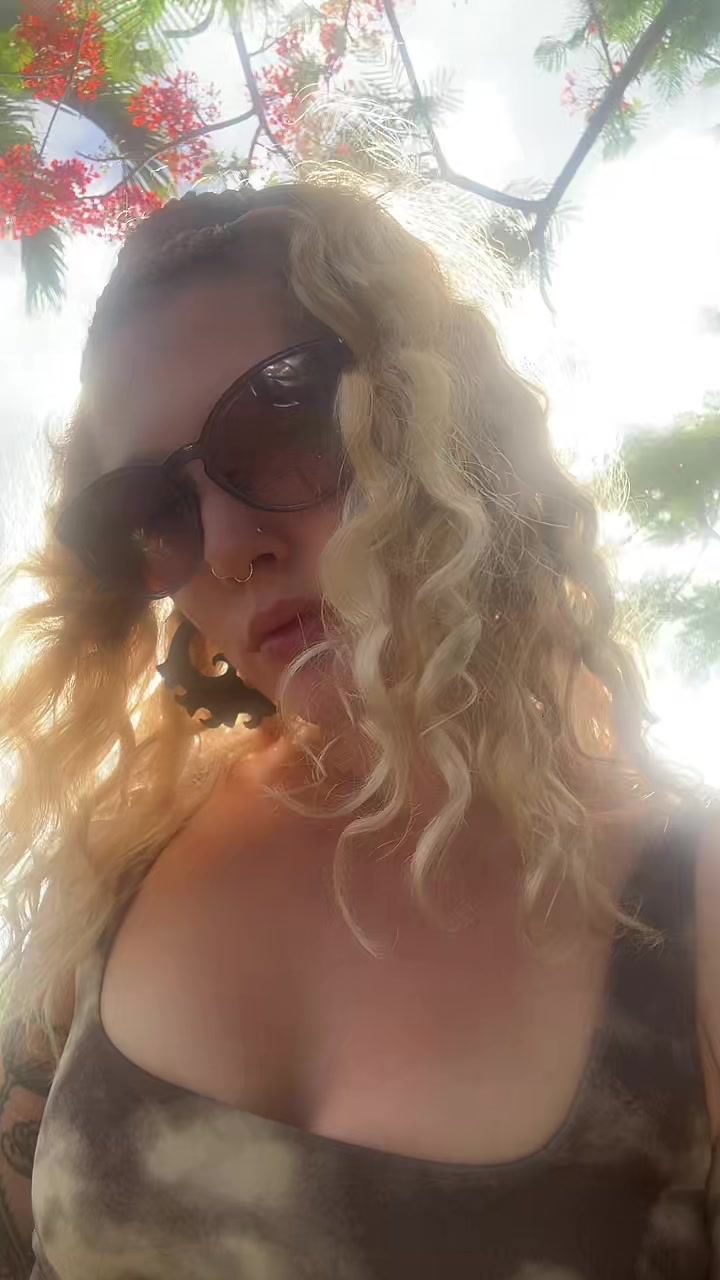 @Rae