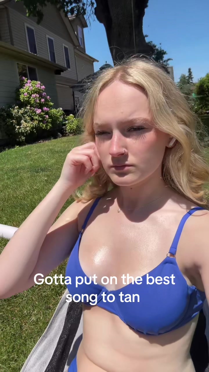 @_imliterlilyawesome_