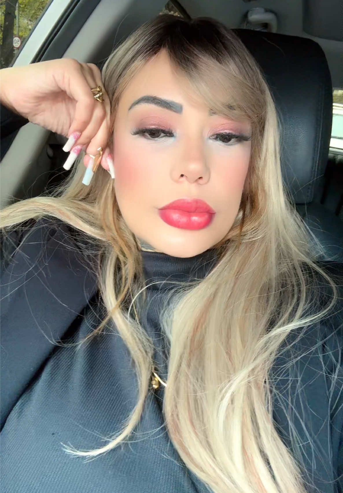 @Baronesa
