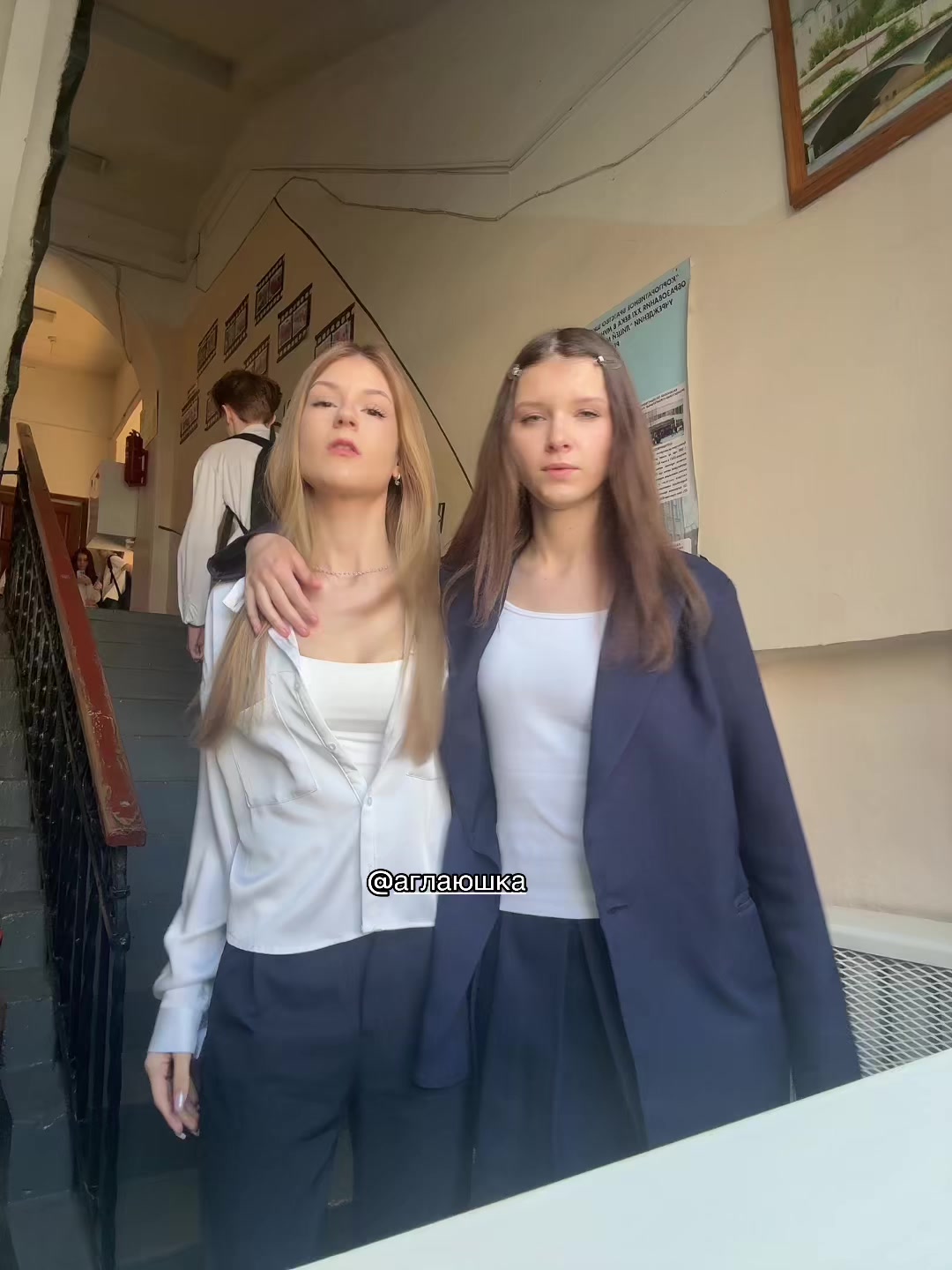 @тома@