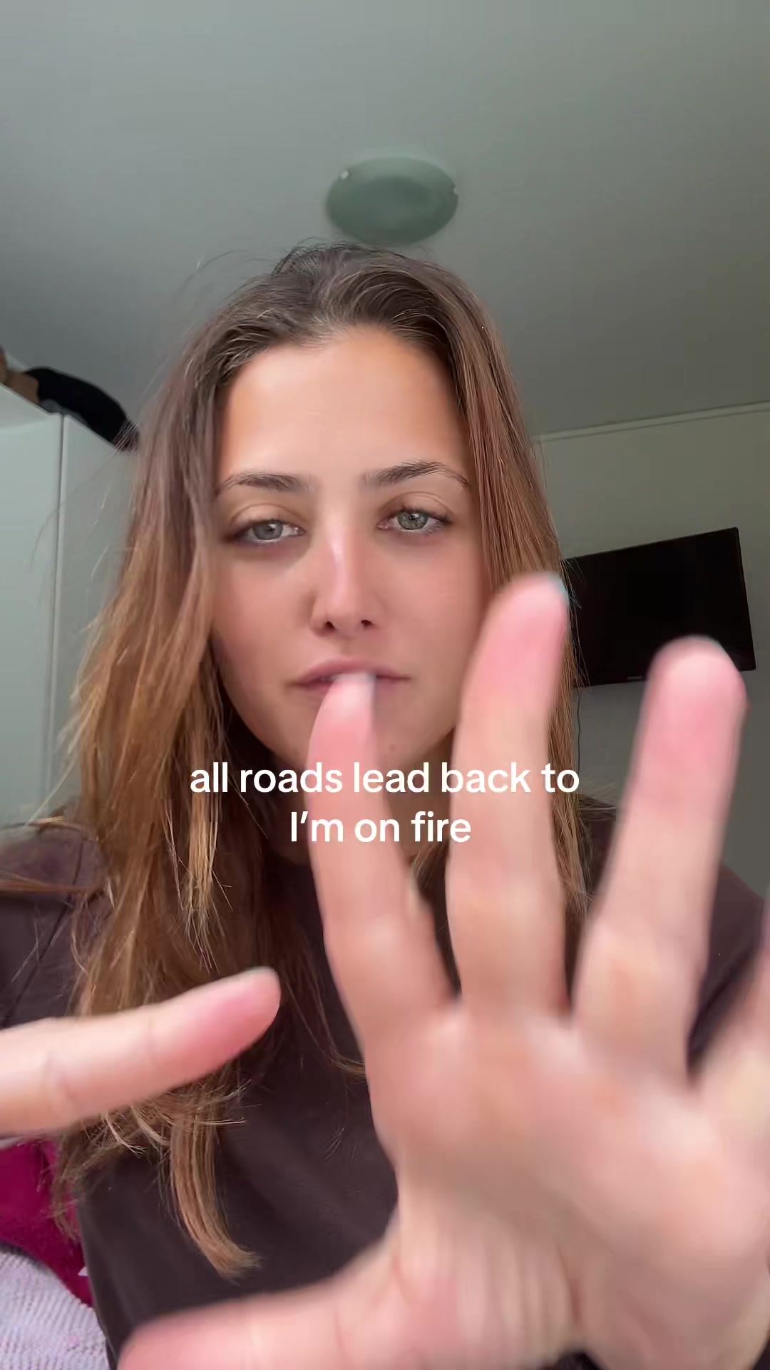 @Ella