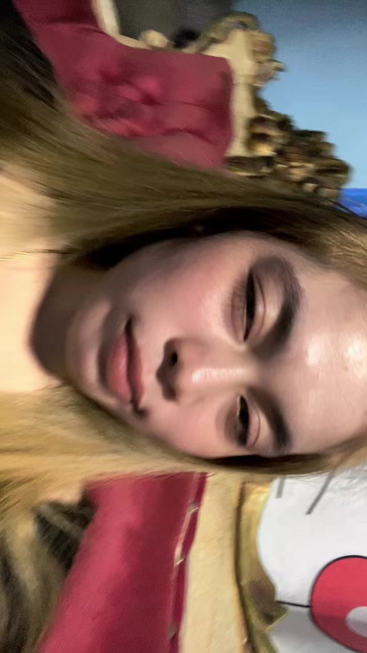 @Princess YuniiLatiif💙🤍🤏🏻
