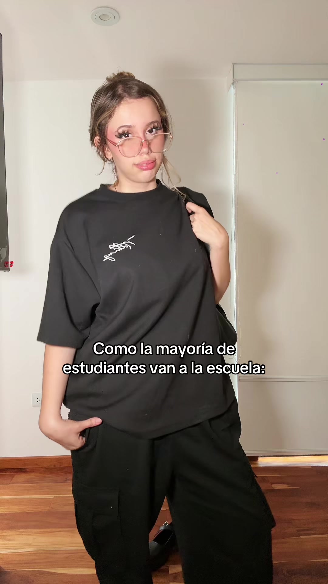 @Emikukis 🕷💜