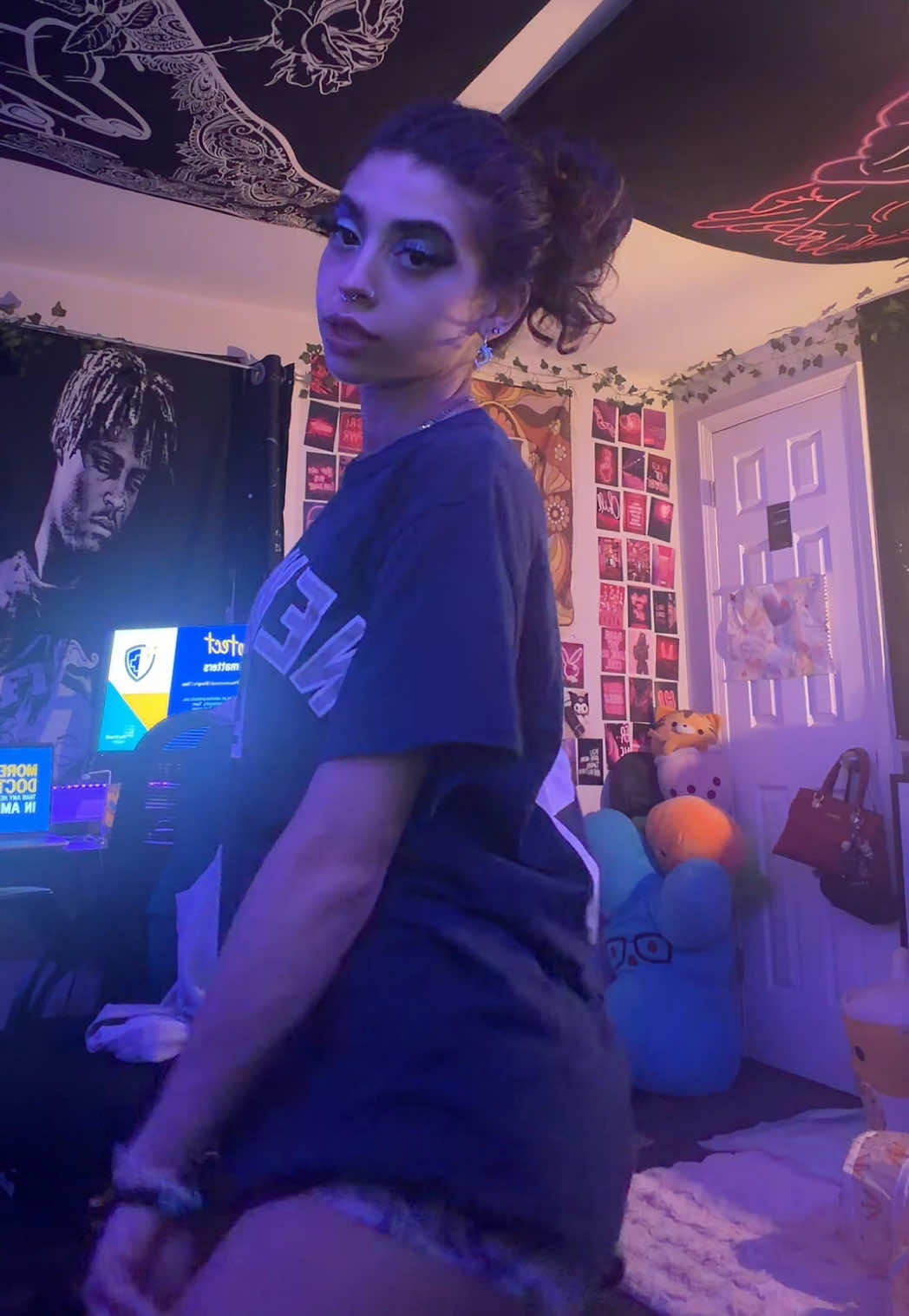 @Juliaswrld999