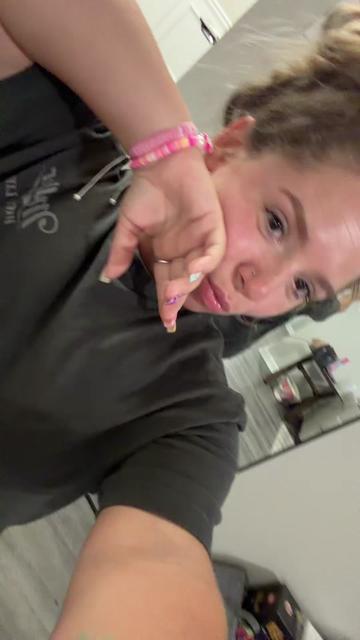 @shytayla