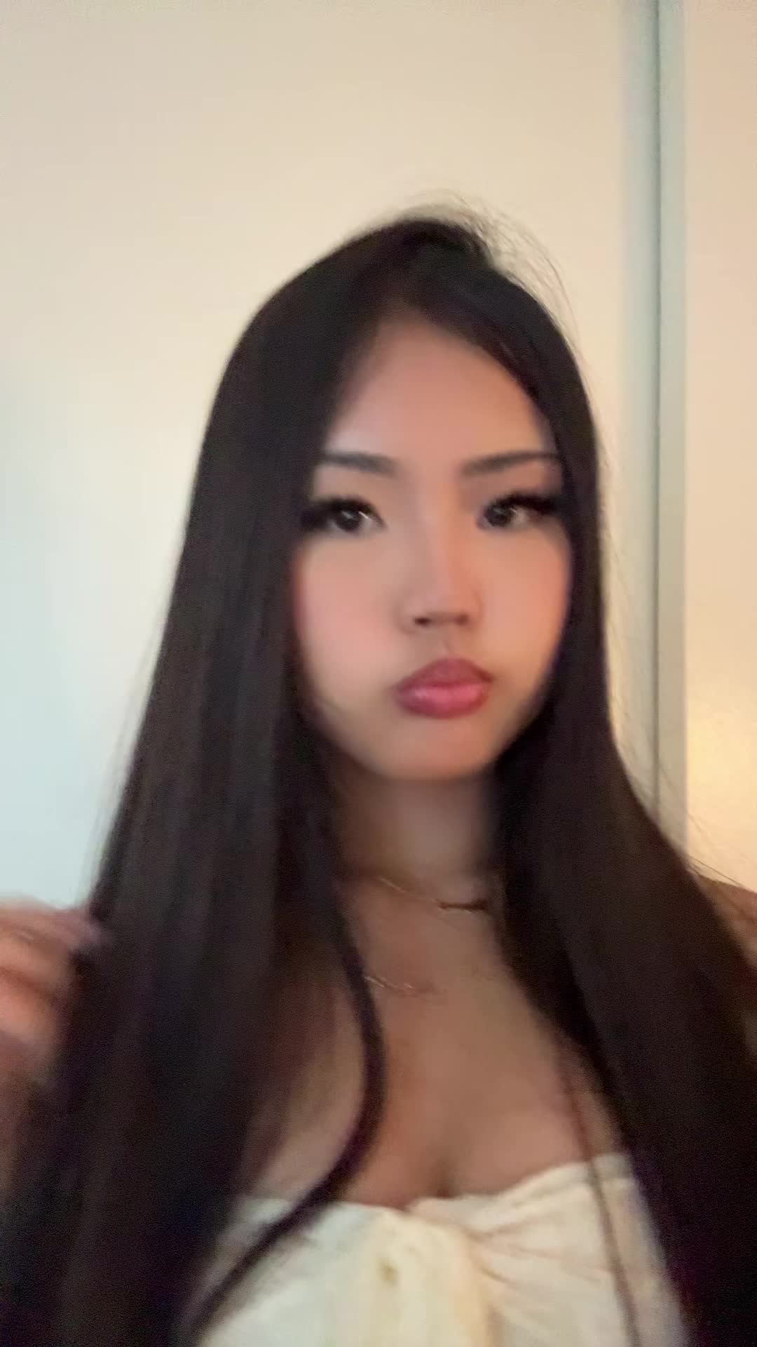 @𝓮.