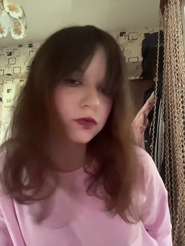 @🧟&zwj;♀️