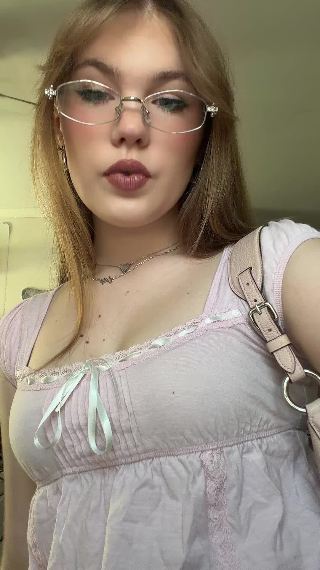 @Lily