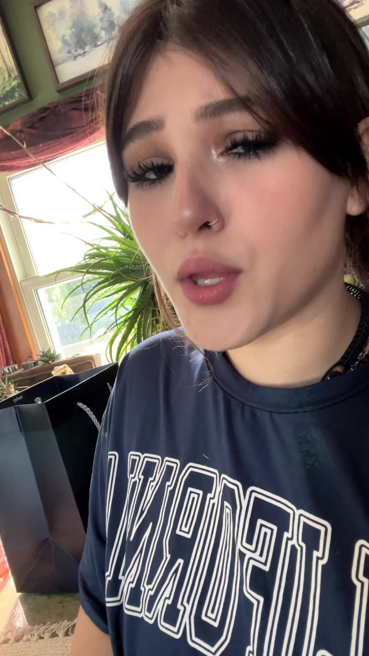@Alliebug 🫧🍃🤍