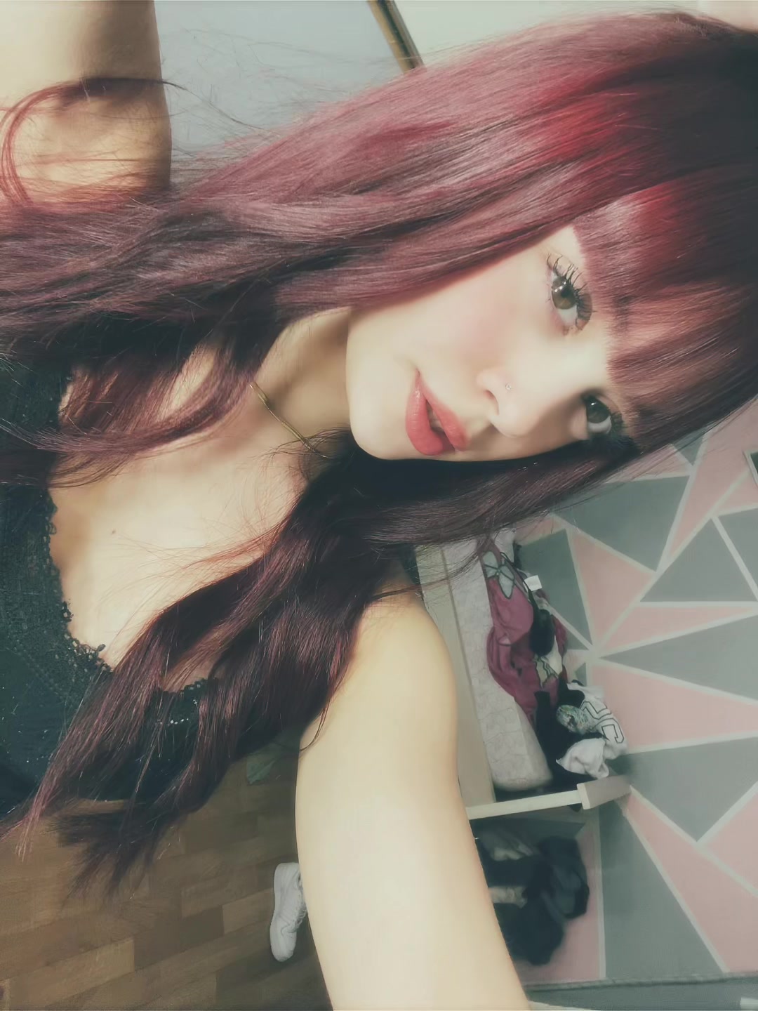 @𝒱𝒶𝓁ℯ𝓃𝓉𝒾𝓃𝒶