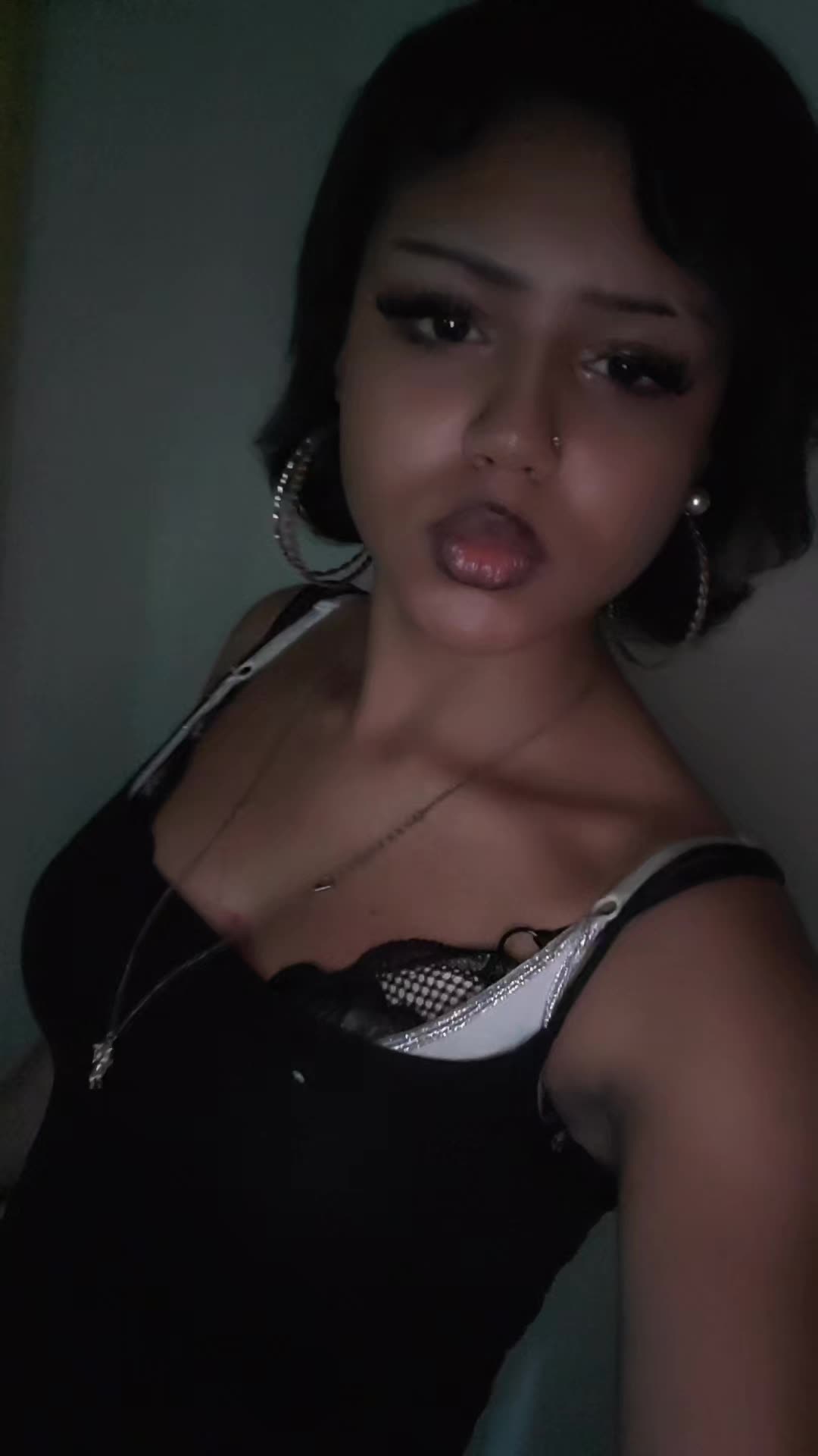 @Rena