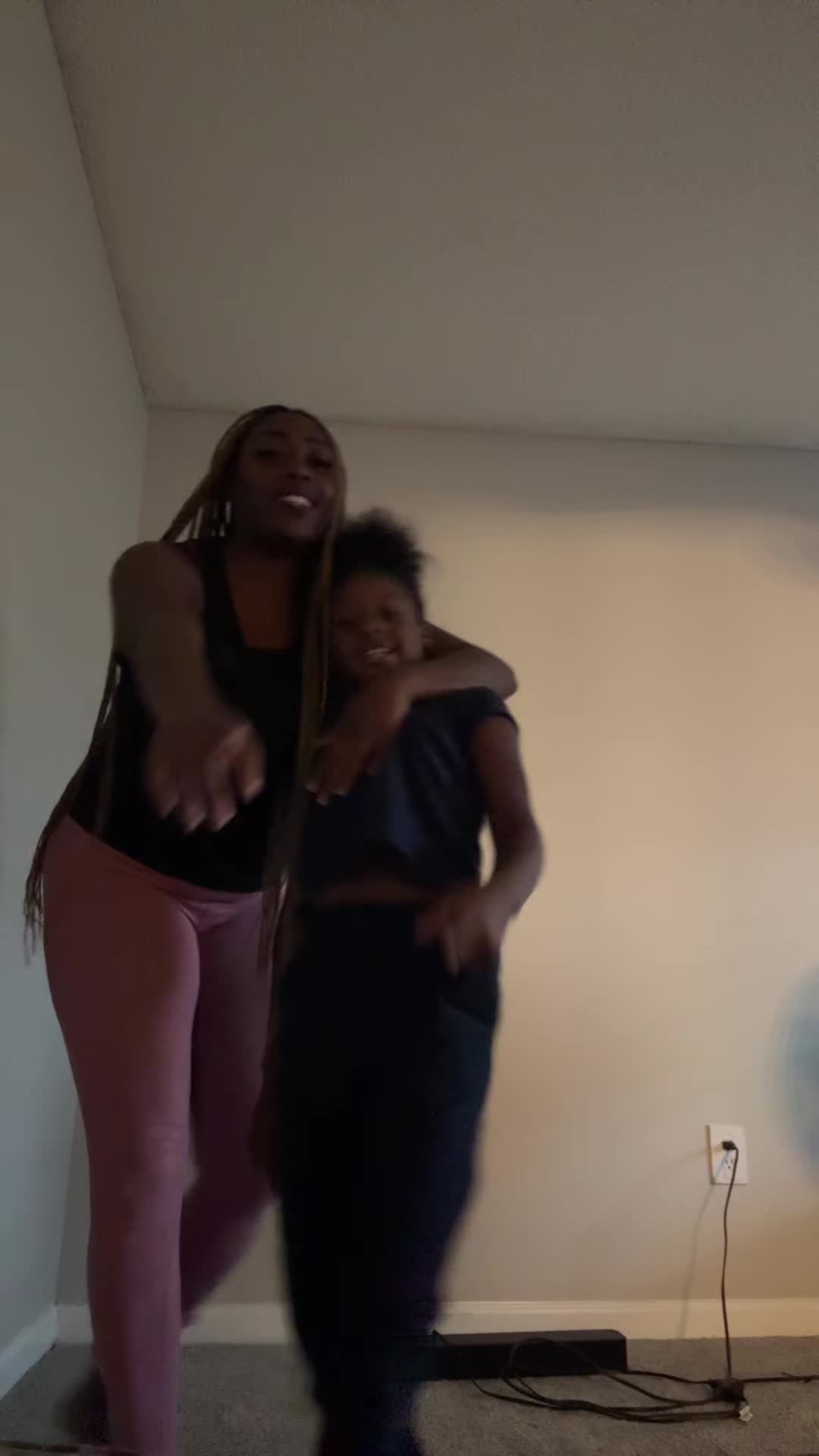@meme.lylah.world