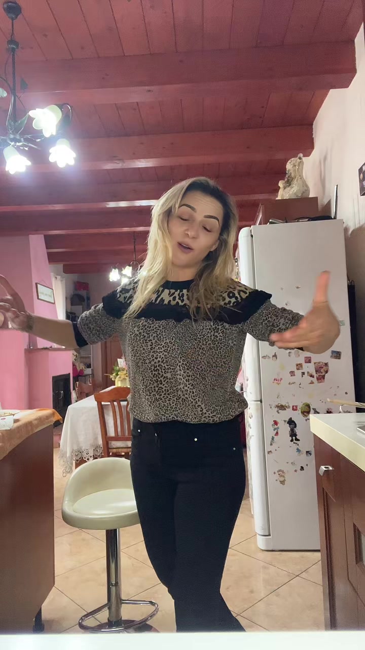 @Anna80801