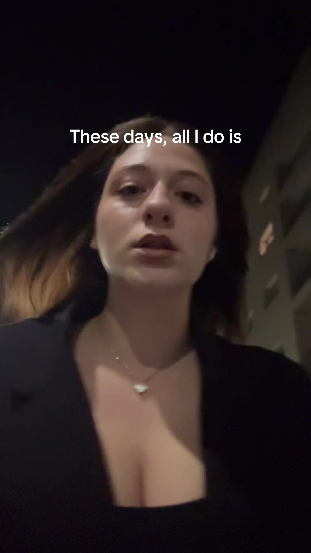 @bella