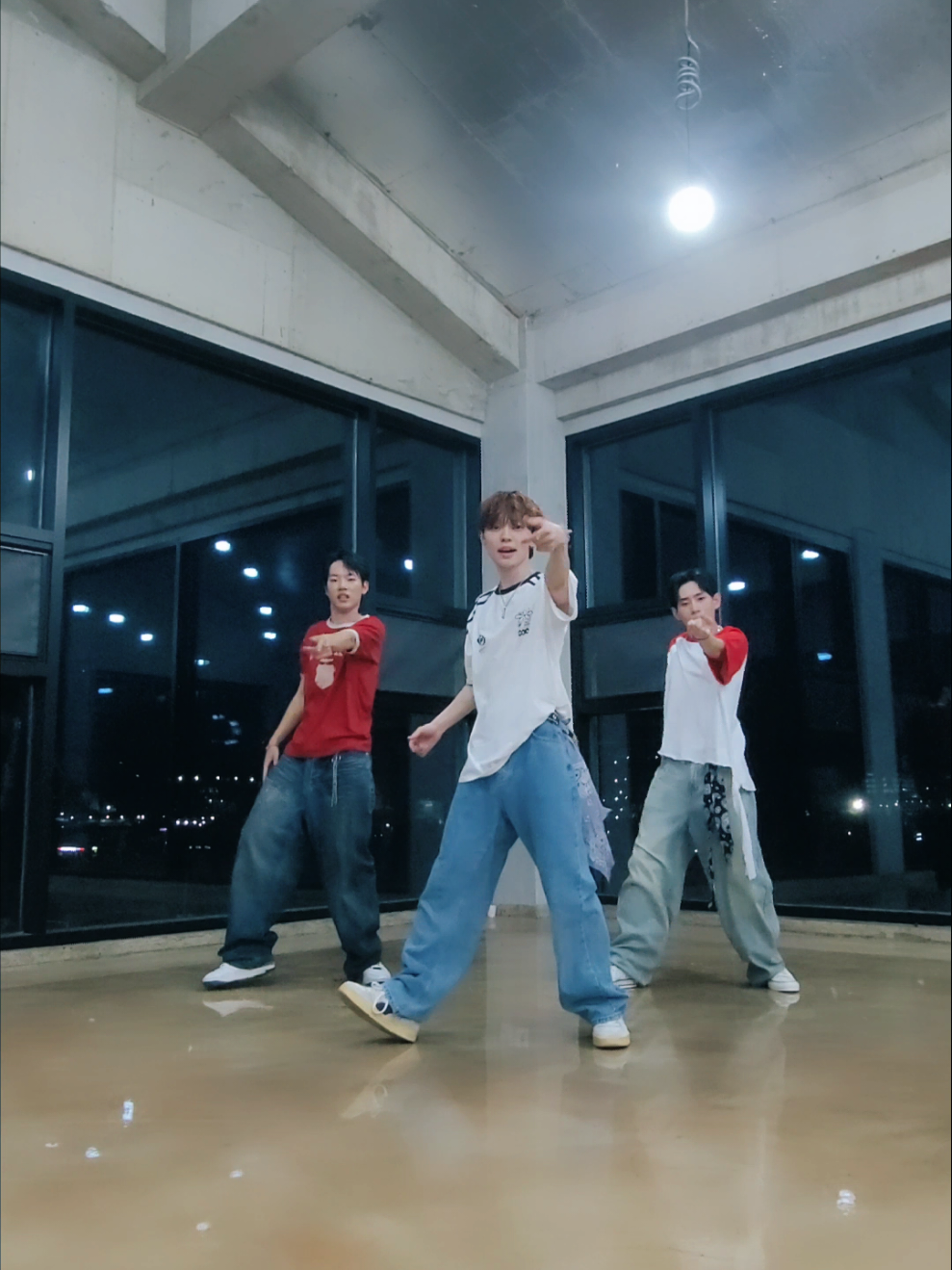 @EMOTI:M_OFFICIAL