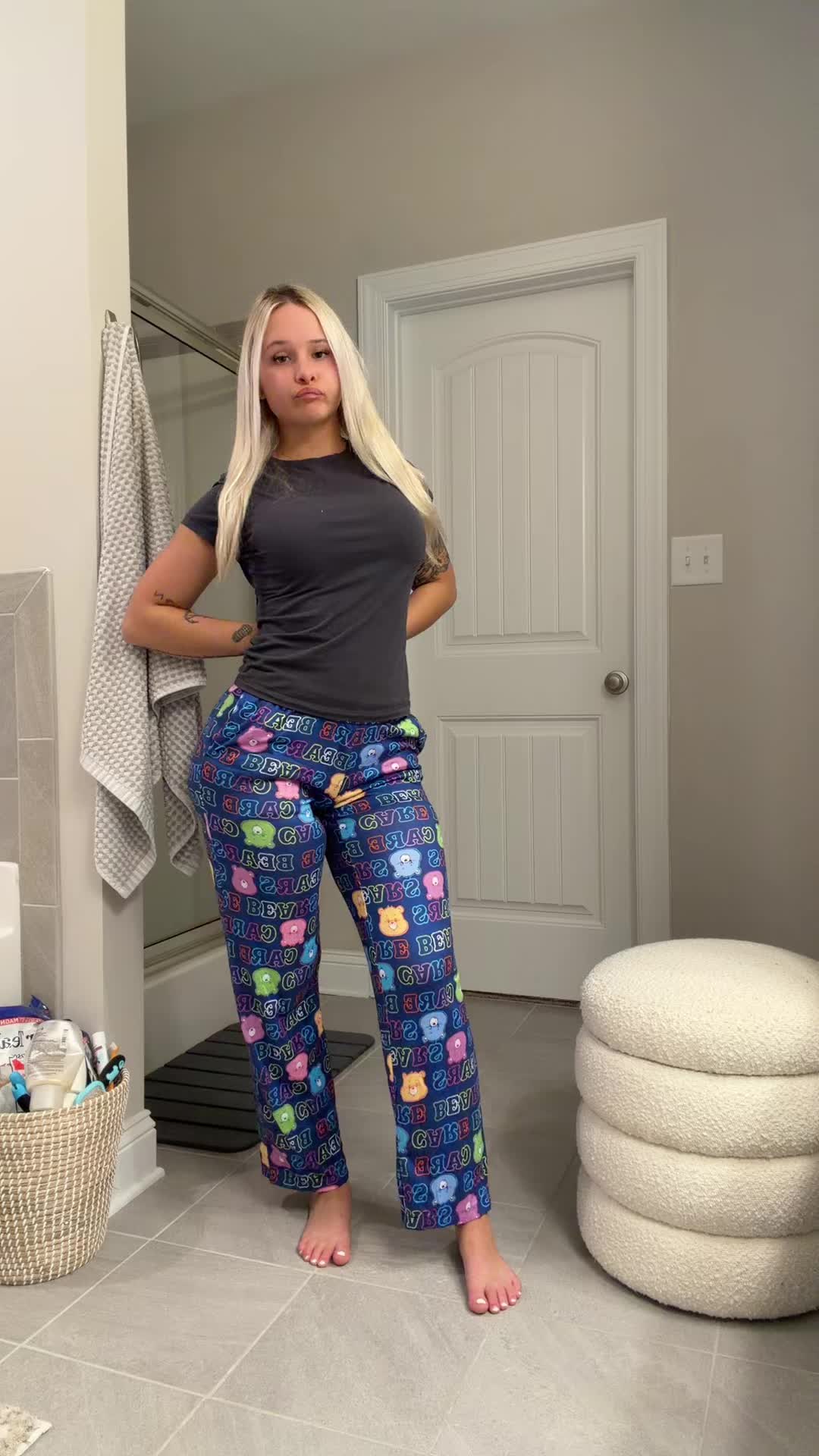 @hay 🦦