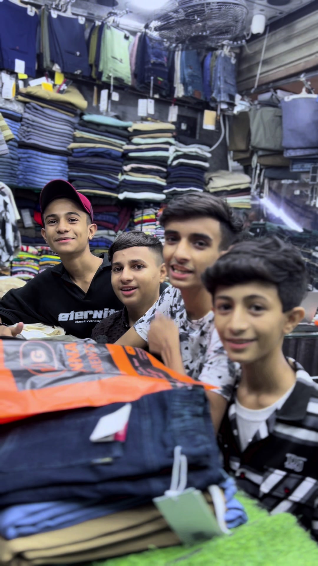 @Munna Garments&reg;