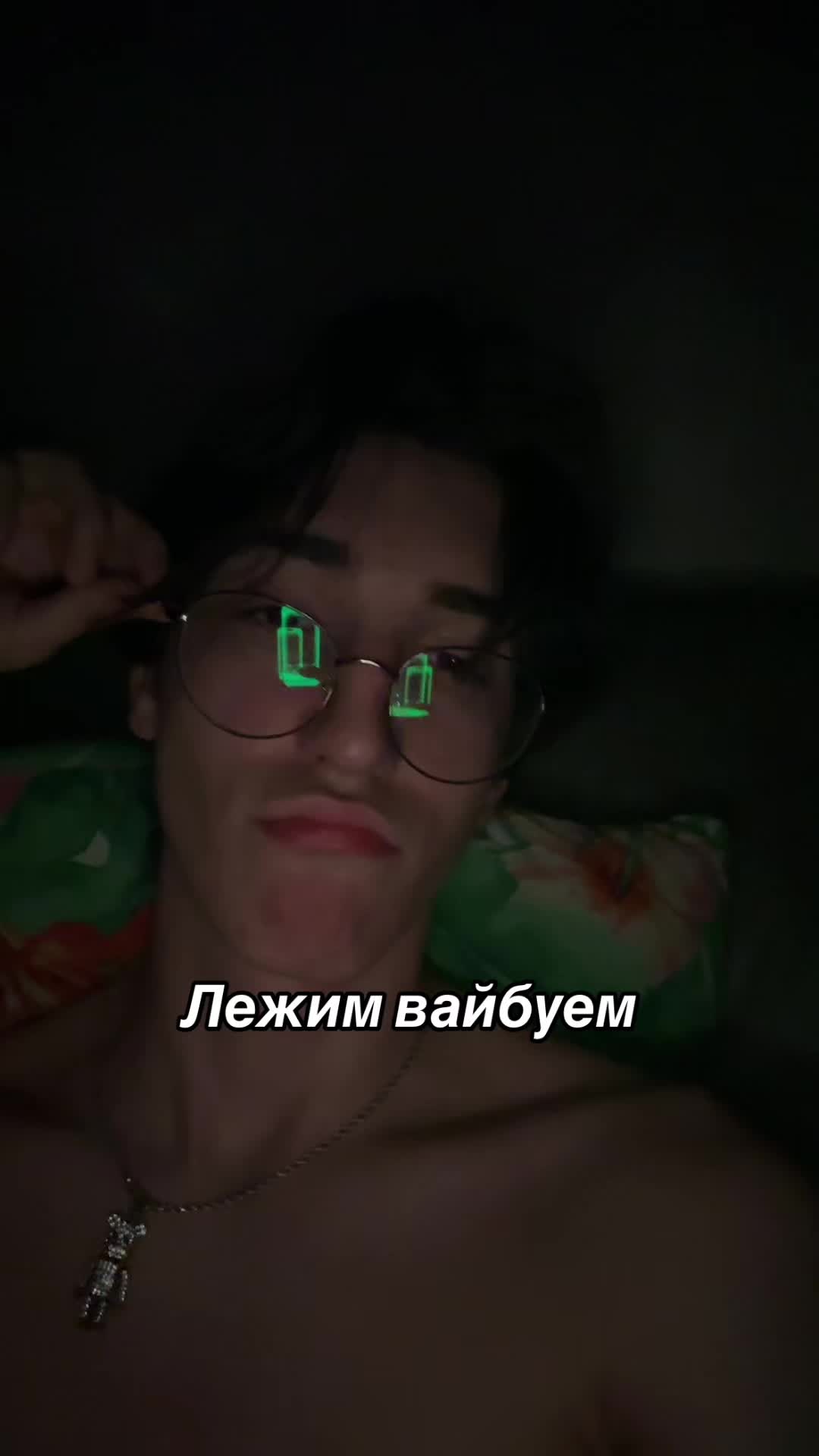 @pretenthey