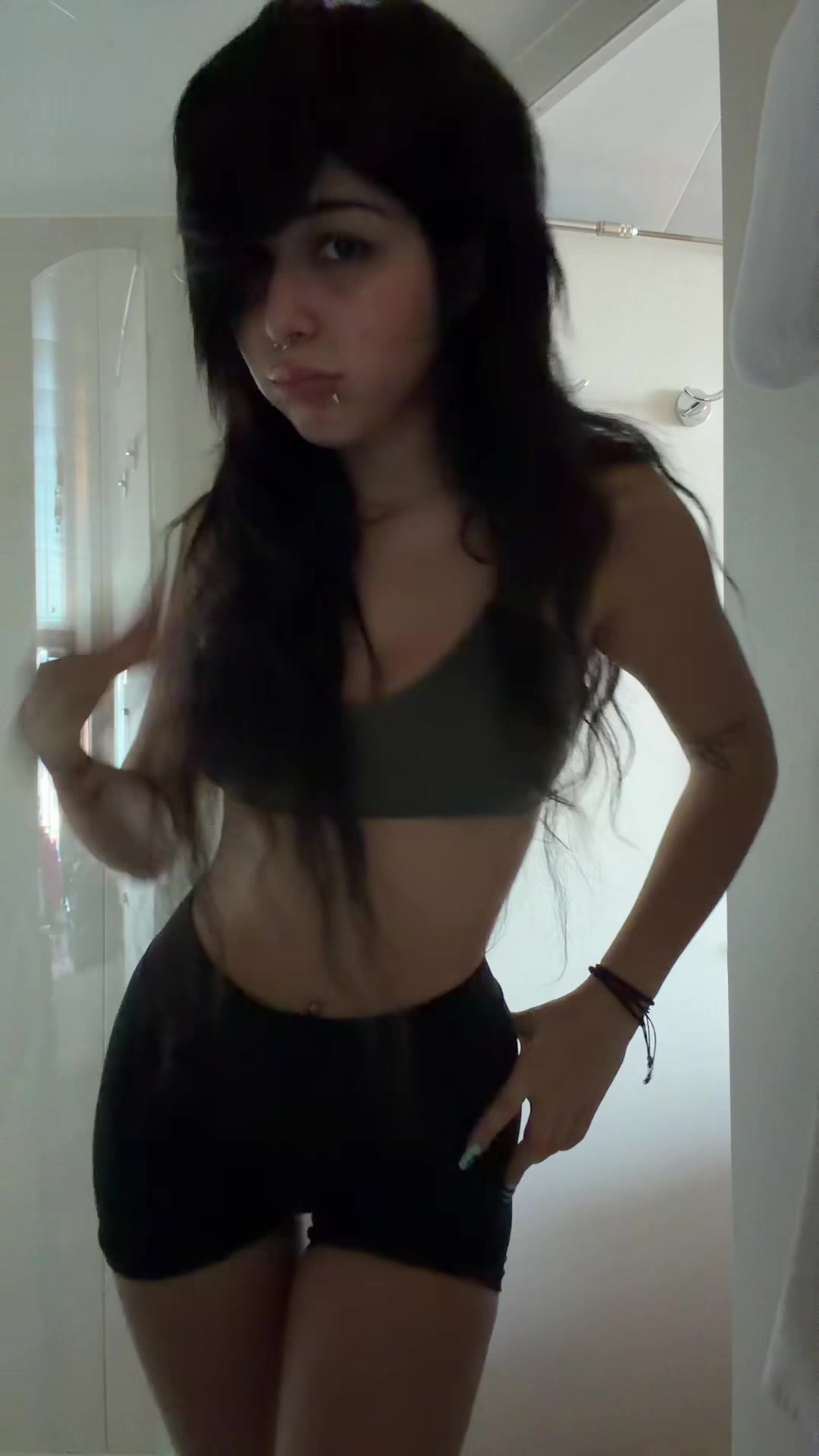 @vivi
