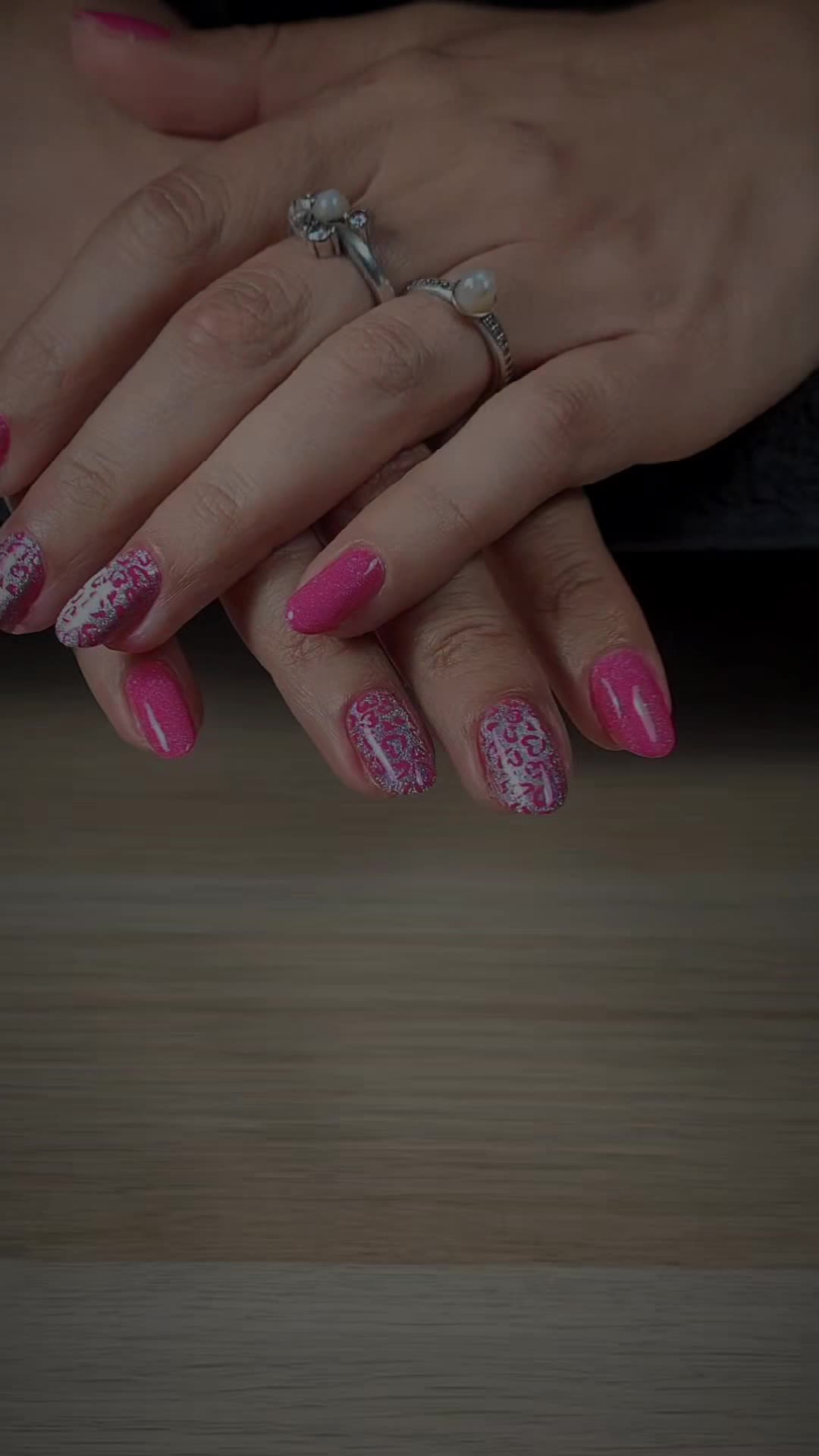 @Creawithnails