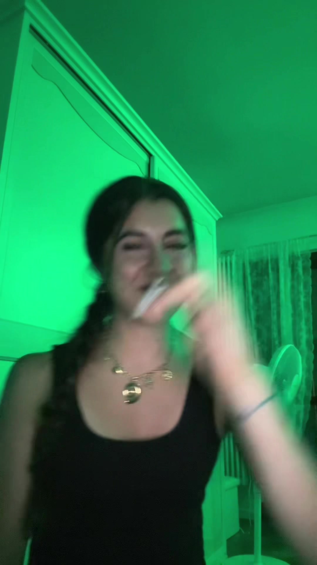 @𝐴𝑟𝑦