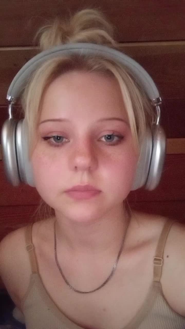 @ну Ксенёк (?)