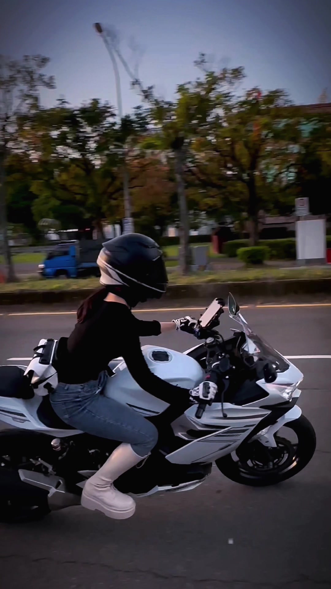 @丁丁
