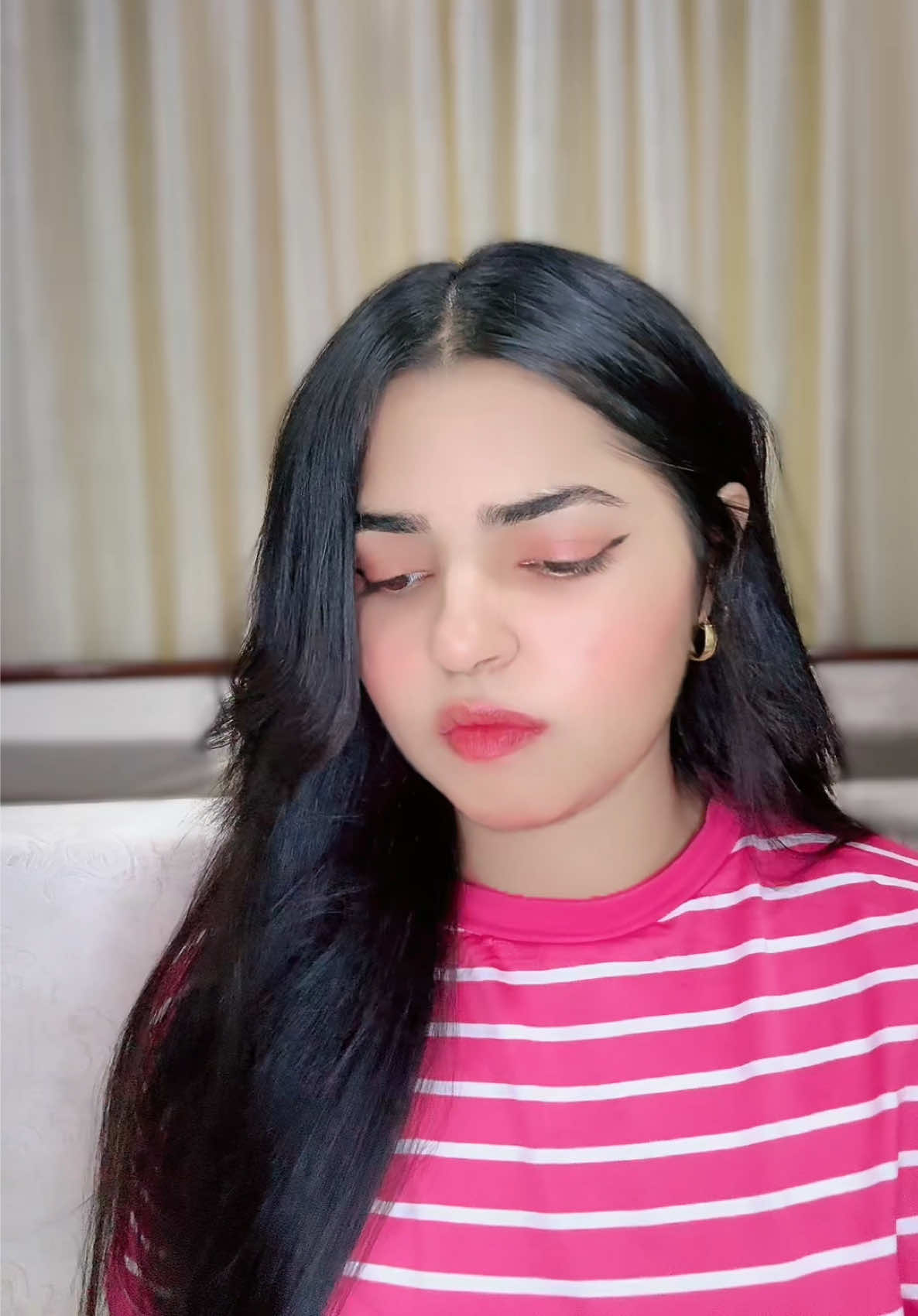 @👑 𝑸𝑼𝜠𝜠𝑵 𝑮 👑